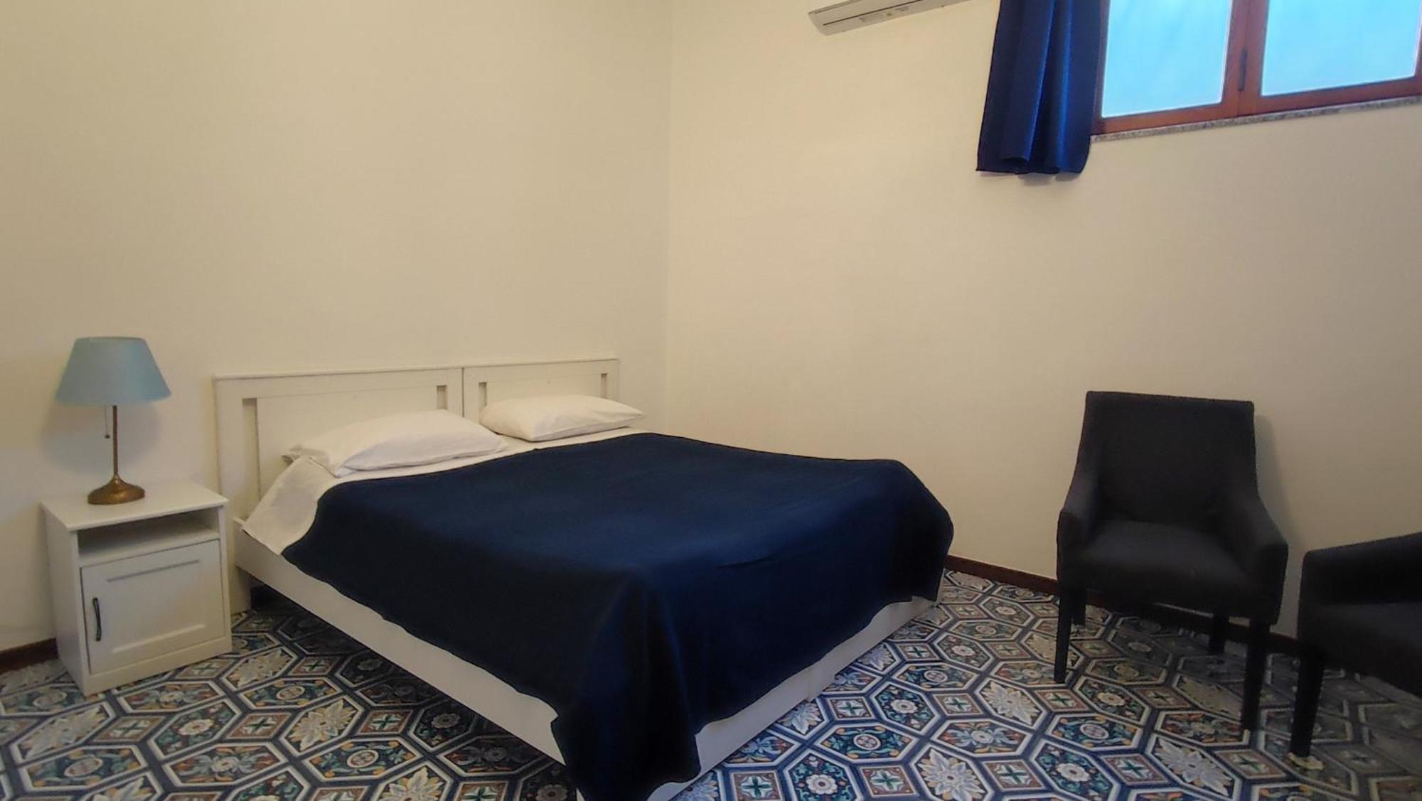 Villa Mary - Apartments Трані Номер фото